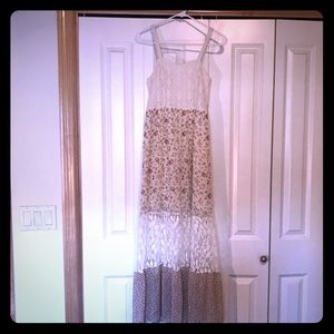 Mossimo Summer Maxi Dress - Size Small